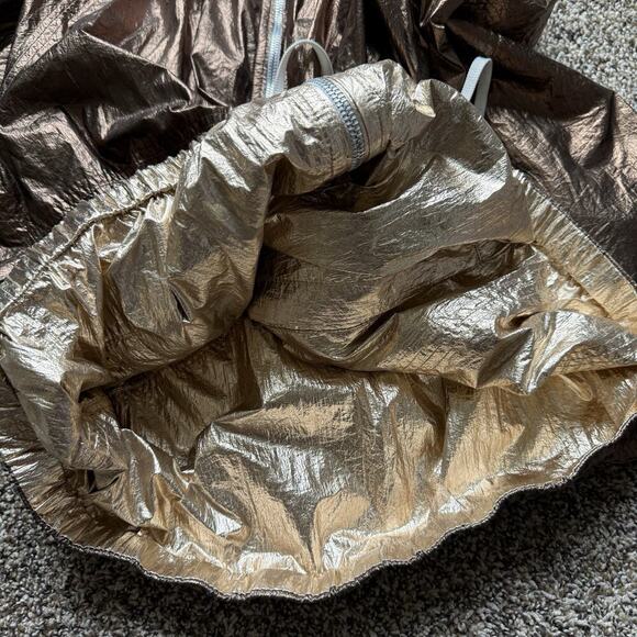 BLANKNYC Good Vibrations Reversible Metallic Windbreaker Jacket M Gold Silver - Picture 6 of 14